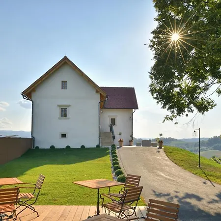 Hisa 1624 - Adults Only Bed & Breakfast *