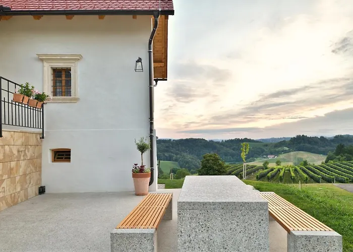 Hisa 1624 - Adults Only 4*