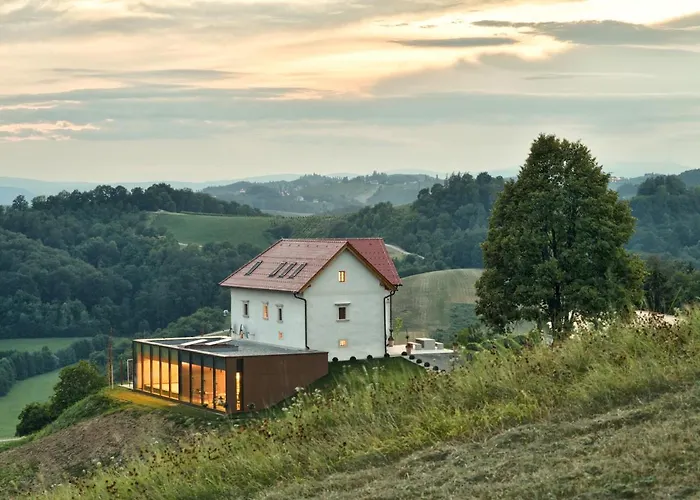 Hisa 1624 - Adults Only Bed & Breakfast