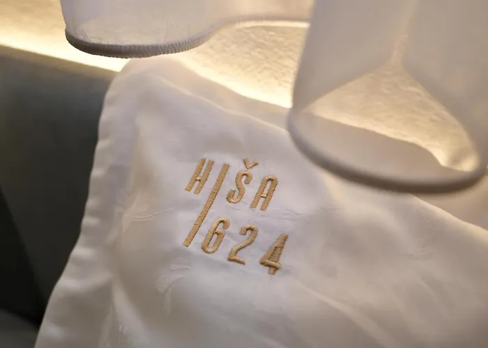 Hisa 1624 - Adults Only Nočitev z zajtrkom 4*