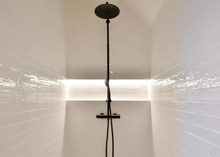 Hisa 1624 - Adults Only Bed & Breakfast